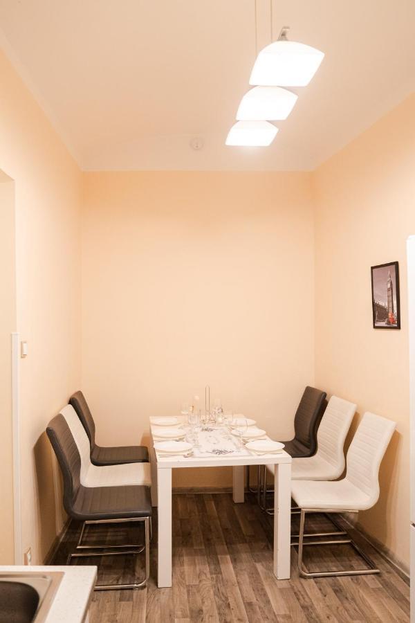 Helen Homestay Vaclavske Namesti Prag Exterior foto