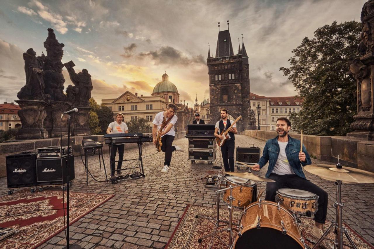 Helen Homestay Vaclavske Namesti Prag Exterior foto